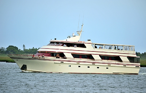 yacht rental freeport ny